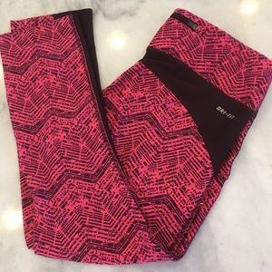 Nike Dri-Fit tribal running leggings size M